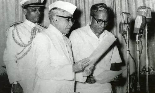 ചരിത്രത്തില്‍ ഇടംപിടിച്ച കമ്യൂണിസ്റ്റ് മന്ത്രിസഭയും വിമോചനസമരവും