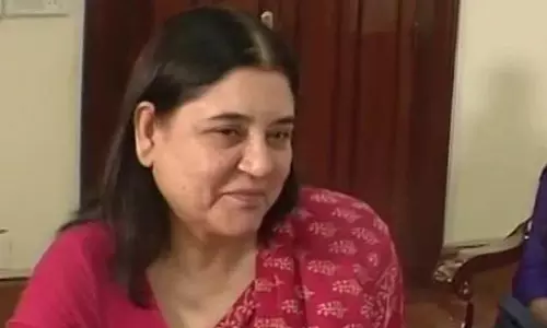 സ്ത്രീകള്‍ക്കെതിരായ ട്രോളുകള്‍ അതിക്രമമായി കണക്കാക്കുമെന്ന് മനേക ഗാന്ധി