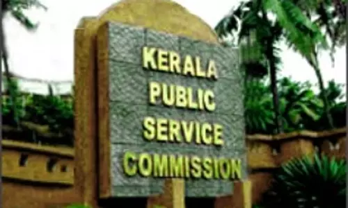 സ്വന്തം നിലയില് നിയമനം നടത്താനുള്ള സാങ്കേതിക സര്വകലാശാലയുടെ നീക്കം പിഎസ്സി തടഞ്ഞു സ്വന്തം നിലയില് നിയമനം നടത്താനുള്ള സാങ്കേതിക സര്വകലാശാലയുടെ നീക്കം പിഎസ്സി തടഞ്ഞു