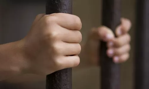 അരക്ഷിതമായ കുടുംബസാഹചര്യം കുട്ടികളെ കുറ്റകൃത്യങ്ങളിലേക്ക് നയിക്കുന്നു?