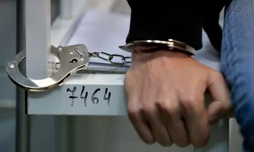 പ്രായപൂര്ത്തിയാകാത്ത പെണ്കുട്ടി പ്രസവിച്ചു; 15 കാരനെതിരെ കേസ് പ്രായപൂര്ത്തിയാകാത്ത പെണ്കുട്ടി പ്രസവിച്ചു; 15 കാരനെതിരെ കേസ്