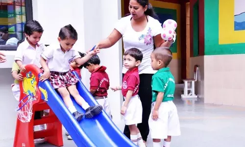 എന്‍ഡോസള്‍ഫാന്‍ ദുരിതബാധിത മേഖലയിലെ ഹൈടെക്ക് ബഡ്സ് സ്കൂള്‍ മുഖ്യമന്ത്രി ഉദ്ഘാടനം ചെയ്തു