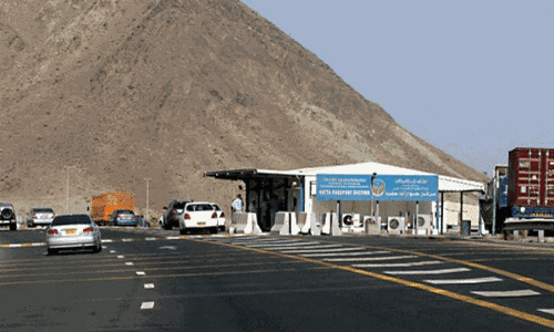 ഒമാനിലേക്ക് വരുന്ന ട്രക്കുകള്‍ക്കും ബസുകള്‍ക്കും പുതിയ ഫീസ്