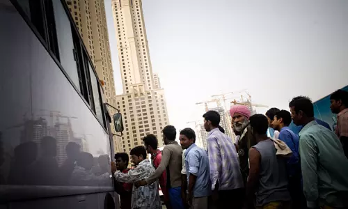 സൗദിയില്‍ സന്തുലിത നിതാഖാത്ത് നടപ്പാക്കുന്നത് അനിശ്ചിതമായി നീട്ടിവെച്ചു