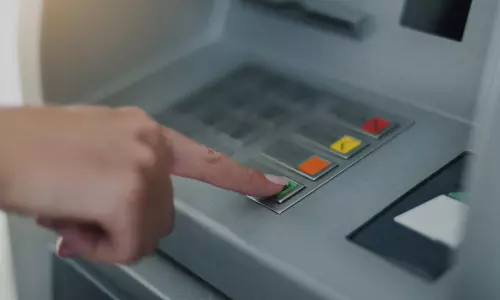 കാഷ് ഡിപോസിറ്റ് മെഷീനുകളിലൂടെ പണം നിക്ഷേപിക്കാനാവില്ല