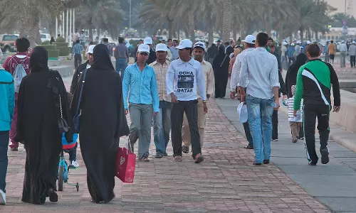 ഖത്തറിലേക്ക് തൊഴില്‍ തേടി വരുന്ന വിദേശികള്‍ക്ക് മുഴുവന്‍ രേഖകളും അതത് രാജ്യങ്ങളില്‍ നിന്ന് പൂര്‍ത്തീകരിക്കാന്‍ സംവിധാനം