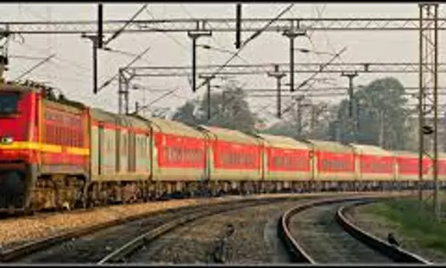 ഫ്ലെക്സി നിരക്ക് ഏര്പ്പെടുത്തിയ ട്രെയിനുകളില് ബാക്കിയാവുന്ന ടിക്കറ്റുകള്ക്ക് 10 ശതമാനം ഇളവ് ഫ്ലെക്സി നിരക്ക് ഏര്പ്പെടുത്തിയ ട്രെയിനുകളില് ബാക്കിയാവുന്ന ടിക്കറ്റുകള്ക്ക് 10 ശതമാനം ഇളവ്