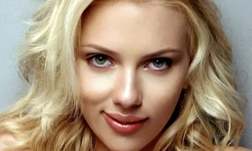 സ്കാര്ലറ്റ് ജോണ്സണ്; 2016 ല് ഏറ്റവും കൂടുതല് പ്രതിഫലം പറ്റിയ ഹോളിവുഡ് താരം സ്കാര്ലറ്റ് ജോണ്സണ്; 2016 ല് ഏറ്റവും കൂടുതല് പ്രതിഫലം പറ്റിയ ഹോളിവുഡ് താരം