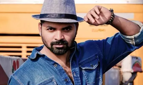 ഗോഡ്സേ നാളെ എത്തും