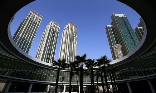 അബൂദബി എമിറേറ്റില്‍ താമസിക്കുന്ന മുഴുവന്‍ പ്രവാസികള്‍ക്കും നഗരസഭയുടെ പ്രത്യേക ഫീസ്