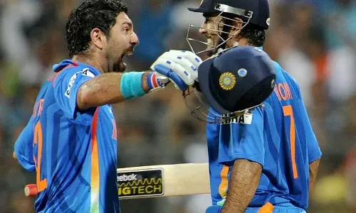 യുവരാജിനെ ടീമിലെടുത്തത് ധോണിക്കു മേലുള്ള സമ്മര്ദം കുറയ്ക്കാനെന്ന് കൊഹ്ലി യുവരാജിനെ ടീമിലെടുത്തത് ധോണിക്കു മേലുള്ള സമ്മര്ദം കുറയ്ക്കാനെന്ന് കൊഹ്ലി