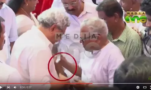 വിഎസിന്റെ കത്ത് കിട്ടിയെന്ന് യെച്ചൂരി വിഎസിന്റെ കത്ത് കിട്ടിയെന്ന് യെച്ചൂരി