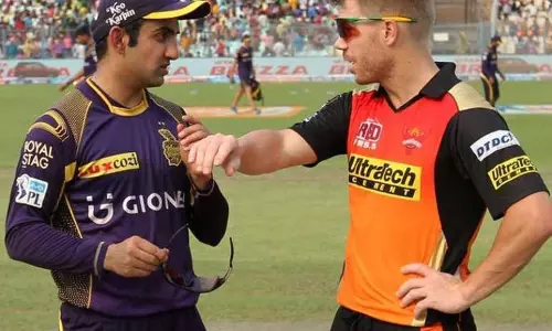 പുറത്ത് പോവാതിരിക്കാന്   കൊല്ക്കത്തയും  ഹൈദരബാദും