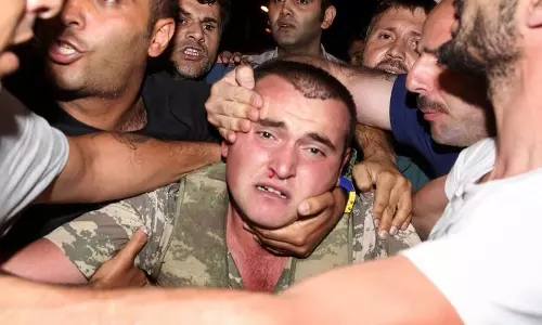 തുര്‍ക്കിയില്‍ പട്ടാള അട്ടിമറി ശ്രമം തടഞ്ഞത് ജനങ്ങള്‍