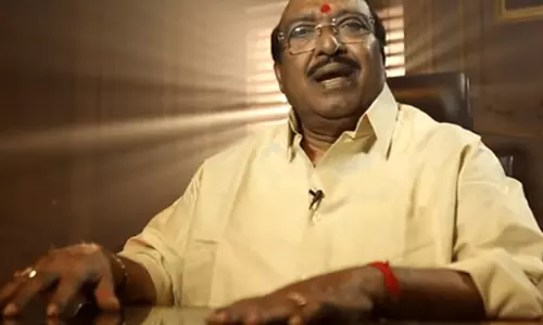 എസ്.എന്.ഡി.പി ജനറല് സെക്രട്ടറി സ്ഥാനം വെള്ളാപ്പള്ളി ഒഴിയണമെന്ന് വി.എസ് എസ്.എന്.ഡി.പി ജനറല് സെക്രട്ടറി സ്ഥാനം വെള്ളാപ്പള്ളി ഒഴിയണമെന്ന് വി.എസ്