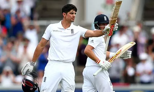 ടെസ്റ്റ് സെഞ്ച്വറികളുടെ എണ്ണത്തില്‍ അലസ്റ്റര്‍ കുക്ക് ഡോണ്‍ ബ്രാഡ്മാനൊപ്പം