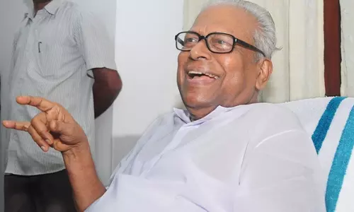 ലോ അക്കാദമി ഭൂമിയിലെ ഫ്ലാറ്റ്: അന്വേഷണം ആവശ്യപ്പെട്ട് വീണ്ടും വിഎസിന്റെ കത്ത്