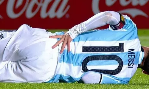 സൌഹൃദ മത്സരത്തിനിടെ മെസിക്ക് പരിക്ക്