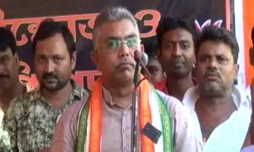 വെറുംകൈ കൊണ്ട് തൃണമൂല്‍ പ്രവര്‍ത്തകരുടെ തോളെല്ല് തകര്‍ക്കുമെന്ന് ബിജെപി നേതാവ്