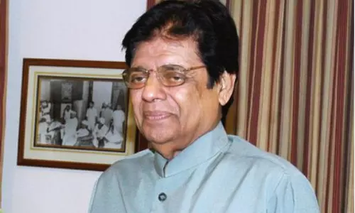 ഇ അഹമ്മദിന്റെ മൃതദേഹത്തോട് അനാദരവ്: കേന്ദ്ര സര്ക്കാരിനെ തിരെ നിയമനടപിക്ക് മുസ്ലീംലീഗ് ഒരുങ്ങുന്നു ഇ അഹമ്മദിന്റെ മൃതദേഹത്തോട് അനാദരവ്: കേന്ദ്ര സര്ക്കാരിനെ തിരെ നിയമനടപിക്ക് മുസ്ലീംലീഗ് ഒരുങ്ങുന്നു