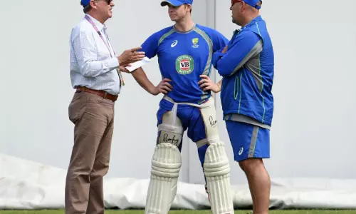 കംഗാരുക്കള് സ്ലെഡിജിങ് തുടരുമെന്ന് സൂചന നല്കി സ്മിത്ത് കംഗാരുക്കള് സ്ലെഡിജിങ് തുടരുമെന്ന് സൂചന നല്കി സ്മിത്ത്