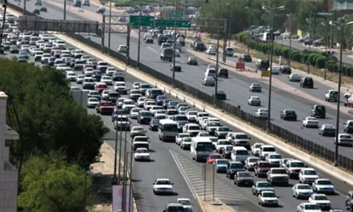 കുവൈത്തില്‍ വിദേശികളുടെ ഡ്രൈവിംഗ് ലൈസന്‍സുകള്‍ പുനഃപരിശോധിക്കും