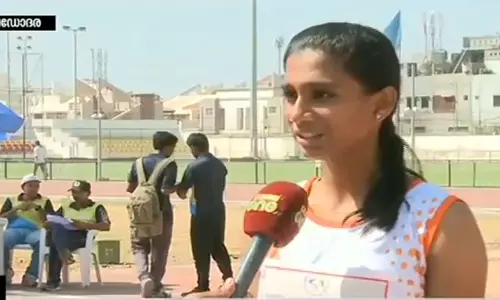 100 മീറ്റര് ഹര്ഡില്സില് അപര്ണ റോയുടേത് റെക്കോര്ഡ് പ്രകടനം 100 മീറ്റര് ഹര്ഡില്സില് അപര്ണ റോയുടേത് റെക്കോര്ഡ് പ്രകടനം