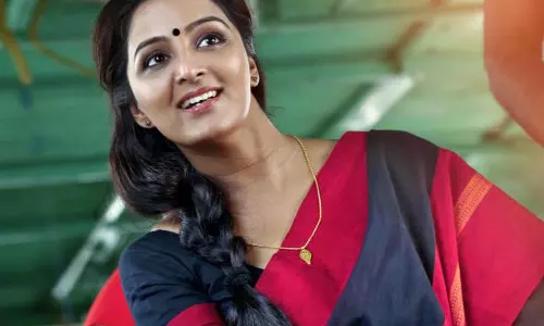 നടി അക്രമിക്കപ്പെട്ട സംഭവത്തില് സിനിമ മേഖലയെ മാത്രം കുറ്റം പറഞ്ഞിട്ട് കാര്യമില്ലെന്ന് മഞ്ജു വാര്യര് നടി അക്രമിക്കപ്പെട്ട സംഭവത്തില് സിനിമ മേഖലയെ മാത്രം കുറ്റം പറഞ്ഞിട്ട് കാര്യമില്ലെന്ന് മഞ്ജു വാര്യര്