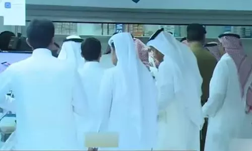 സൗദിയില്‍ സ്വദേശി ജീവനക്കാരുടെ പിരിച്ചു വിടല്‍; മന്ത്രാലയം നിയമ നിര്‍മാണത്തിന്