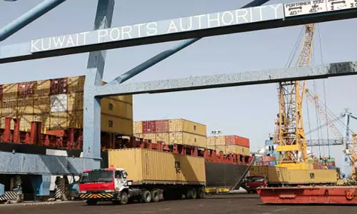 കുവൈത്തില്‍ കണ്ടെയ്നറുകളില്‍ വിദേശമദ്യം കടത്തിയതിന്  കസ്റ്റംസ് ഡിപ്പാർട്ട്മെന്റിനെതിരെ പാർലിമെന്റ് കമ്മിറ്റി