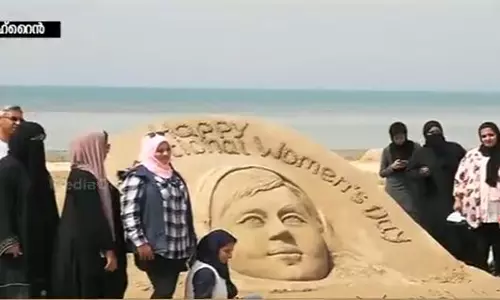 ബഹ്‌റൈനില്‍ ഇന്ത്യക്കാരന്റെ മണല്‍ ശില്‍പ നിര്‍മാണ പരിശീലനം