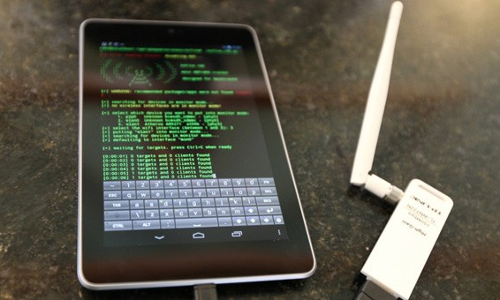 ആന്‍ഡ്രോയ്ഡ് ഫോണാണോ ഉപയോഗിക്കുന്നത് ? നിങ്ങള്‍ പേടിക്കണം... ഞെട്ടിക്കുന്ന വെളിപ്പെടുത്തലുമായി വിക്കീലീക്സ്