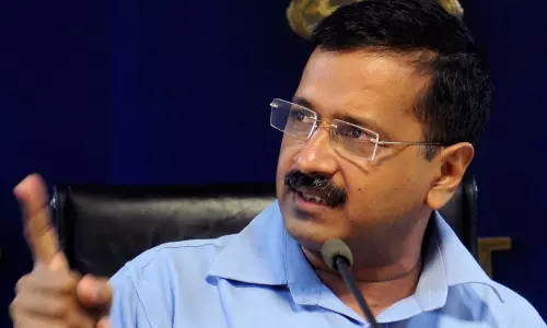 ബാലറ്റ് പേപ്പര് ഉപയോഗിക്കണം -തെരഞ്ഞെടുപ്പ് കമ്മീഷനെതിരെ രൂക്ഷ വിമര്ശവുമായി കെജ്രിവാള് ബാലറ്റ് പേപ്പര് ഉപയോഗിക്കണം -തെരഞ്ഞെടുപ്പ് കമ്മീഷനെതിരെ രൂക്ഷ വിമര്ശവുമായി കെജ്രിവാള്