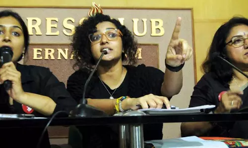 സിനിമ ലൊക്കേഷനുകളില് പരാതിസെല്: ഡബ്ല്യു.സി.സി ഹര്ജി ഇന്ന് ഹൈക്കോടതിയില് സിനിമ ലൊക്കേഷനുകളില് പരാതിസെല്: ഡബ്ല്യു.സി.സി ഹര്ജി ഇന്ന് ഹൈക്കോടതിയില്