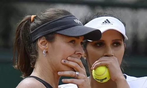 സാനിയ - ഹിംഗിസ് സഖ്യം ഫ്രഞ്ച് ഓപ്പണില്‍ നിന്ന് പുറത്ത്