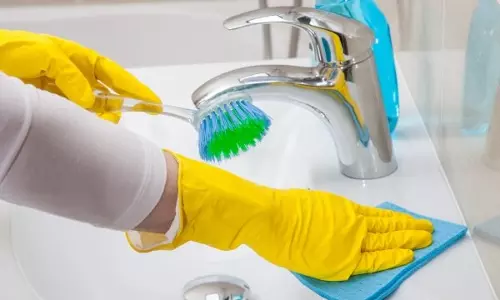 ഒമാനിലേക്ക് വീട്ടുജോലിക്കാരെ കൊണ്ടുവരാന് ഇന്ത്യന് എംബസിയുടെ എന്ഒസി നിര്ബന്ധമാക്കി ഒമാനിലേക്ക് വീട്ടുജോലിക്കാരെ കൊണ്ടുവരാന് ഇന്ത്യന് എംബസിയുടെ എന്ഒസി നിര്ബന്ധമാക്കി