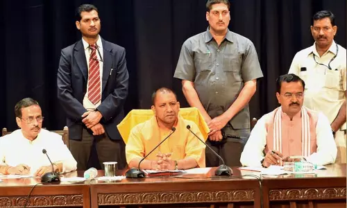 ആഭ്യന്തര വകുപ്പിനായി യോഗി ആദിത്യനാഥും കേശവ് പ്രസാദ് മൌര്യയും തമ്മില്‍ പോരെന്ന് റിപ്പോര്‍ട്ട്