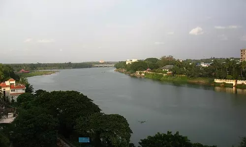 പെരിയാര്: പരിസ്ഥിതി, പൌരാവകാശ സംഘടനകള് രണ്ട് തട്ടില് പെരിയാര്: പരിസ്ഥിതി, പൌരാവകാശ സംഘടനകള് രണ്ട് തട്ടില്