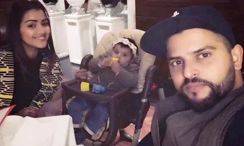 റെയ്നക്ക് വിനയായത് കുടുംബ സ്നേഹിയായി മാറിയത് റെയ്നക്ക് വിനയായത് കുടുംബ സ്നേഹിയായി മാറിയത്