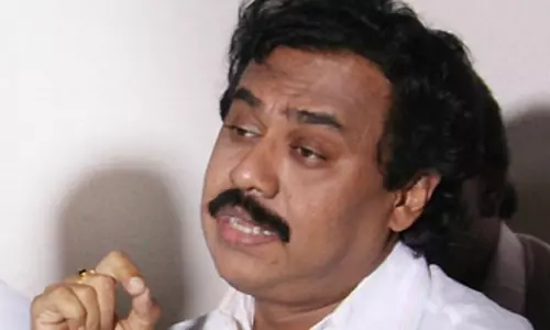 വിനയനെ വിലക്കിയ അമ്മയ്ക്കും ഫെഫ്കയ്ക്കും പിഴ