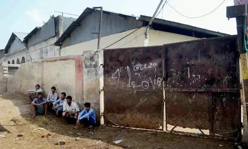 ഉത്തര്പ്രദേശിലെ മാംസ വ്യാപാരികള് അനിശ്ചിതകാല സമരത്തിലേക്ക് ഉത്തര്പ്രദേശിലെ മാംസ വ്യാപാരികള് അനിശ്ചിതകാല സമരത്തിലേക്ക്