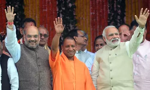 ഗുജറാത്ത് തെരഞ്ഞടുപ്പിലേക്കും ഇനി യോഗി ആദിത്യനാഥ് ഗുജറാത്ത് തെരഞ്ഞടുപ്പിലേക്കും ഇനി യോഗി ആദിത്യനാഥ്