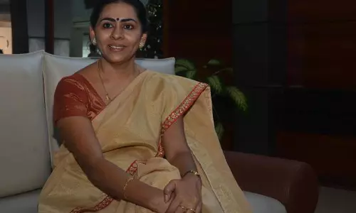 ജൂഡ് ആന്റണി സംഭവത്തില് വിശദീകരണവുമായി സൗമിനി ജയിന് ജൂഡ് ആന്റണി സംഭവത്തില് വിശദീകരണവുമായി സൗമിനി ജയിന്