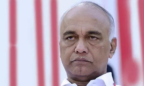 ജിഷ്ണുവിന്റെ കുടുംബത്തെ പരിഹസിച്ചും കുറ്റപ്പെടുത്തിയും സിപിഎം പ്രതിരോധ സംഗമം ജിഷ്ണുവിന്റെ കുടുംബത്തെ പരിഹസിച്ചും കുറ്റപ്പെടുത്തിയും സിപിഎം പ്രതിരോധ സംഗമം