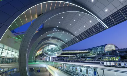 ലോകത്തെ ഏറ്റവും തിരക്കേറിയ വിമാനത്താവളം എന്ന റെക്കോഡ് ഇനി ദുബൈക്ക്