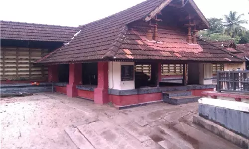 കളര്കോട് മഹാദേവ ക്ഷേത്രത്തില് കവര്ച്ച കളര്കോട് മഹാദേവ ക്ഷേത്രത്തില് കവര്ച്ച