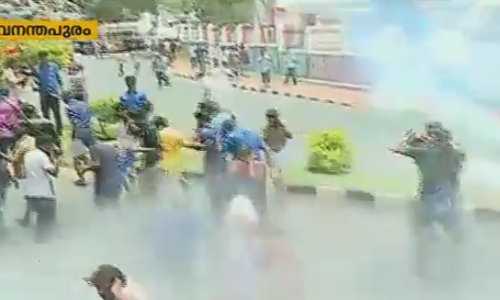 യൂത്ത് കോണ്‍ഗ്രസ് - കെഎസ് യു മാര്‍ച്ചില്‍ സംഘര്‍ഷം