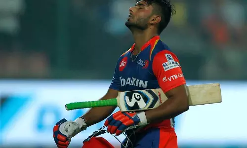 ആദ്യ പന്ത് തന്നെ സിക്സറിന് പറത്താനുള്ളതാണെങ്കില് അതിന് മടിക്കില്ലെന്ന് പന്ത് ആദ്യ പന്ത് തന്നെ സിക്സറിന് പറത്താനുള്ളതാണെങ്കില് അതിന് മടിക്കില്ലെന്ന് പന്ത്