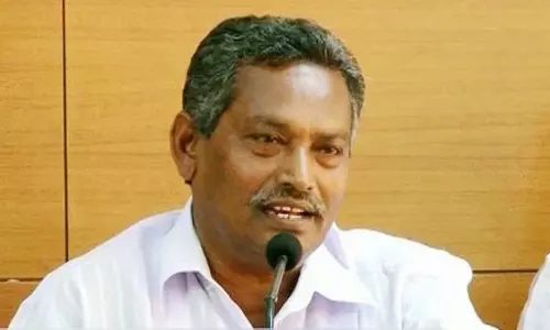 പൊമ്പിളൈ ഒരുമൈക്കൊപ്പം കോണ്‍ഗ്രസ് സമരത്തിനില്ലെന്ന് എ കെ മണി