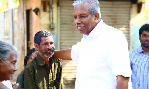 പതിമൂന്ന് പൊതുമേഖല സ്ഥാപനങ്ങള്‍ ലാഭത്തിലായെന്ന് വ്യവസായ മന്ത്രി എസി മൊയ്‍തീന്‍